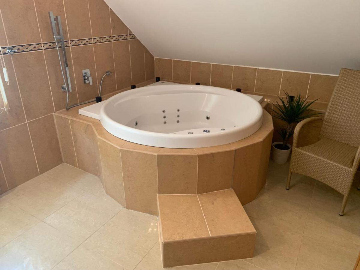אוסטרבה Apartmany City 2 מראה חיצוני תמונה